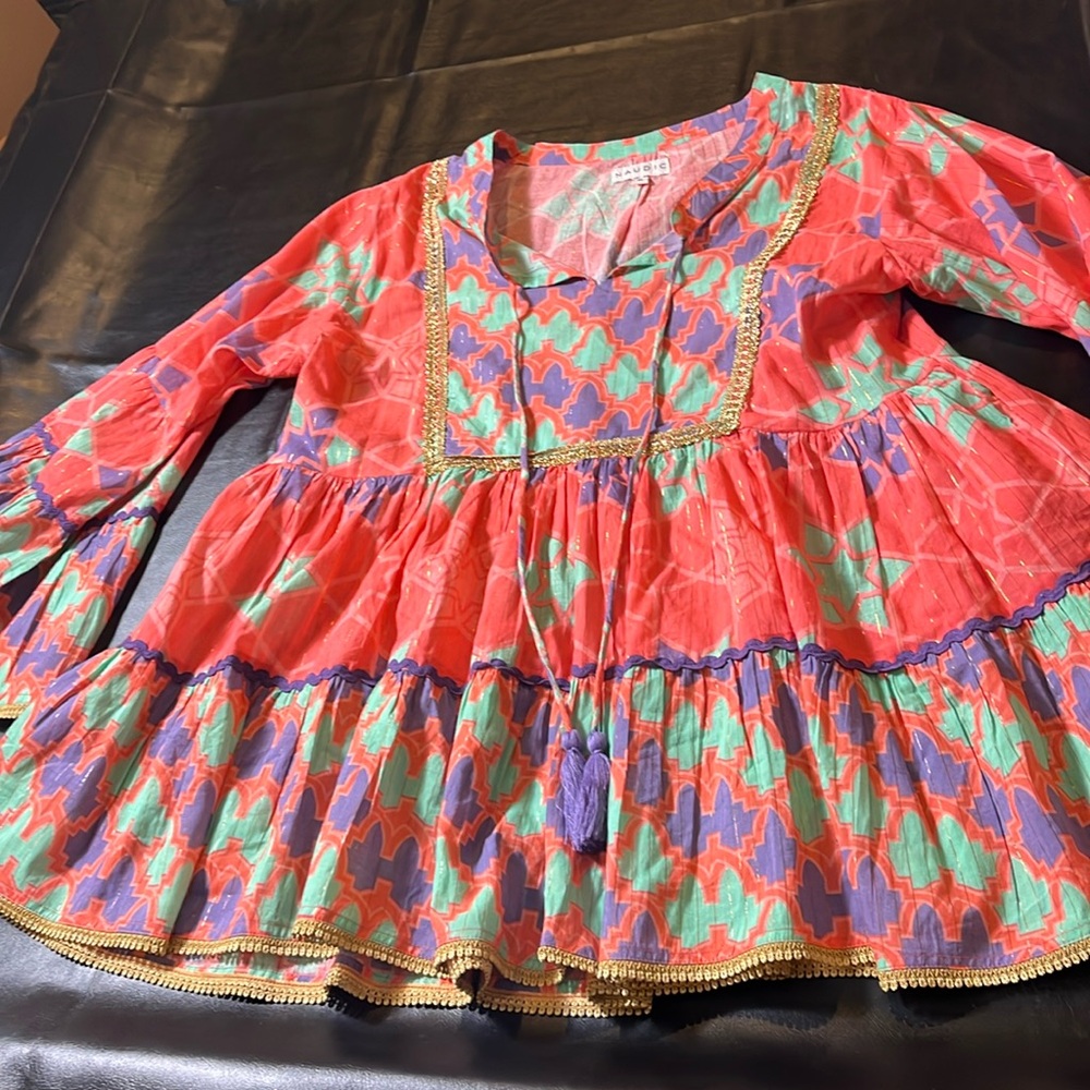 Naudic Blouse